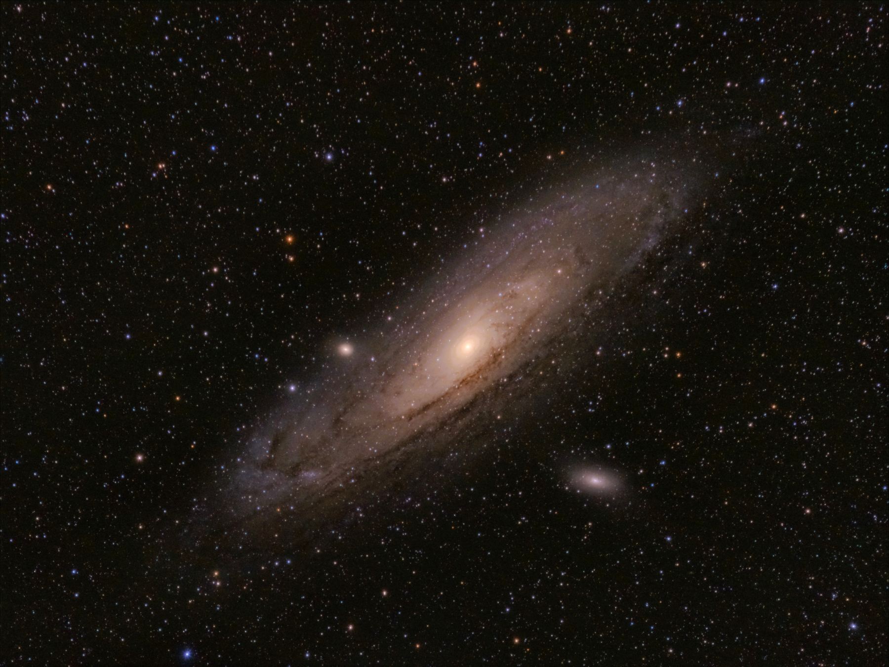 DSO (mlhoviny, galaxie)
